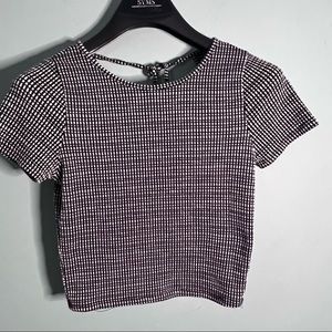 🍒Tie Back Crop Top - Black and white Checker/Plaid print